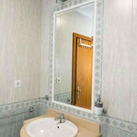 Paulo Guest By Rosado Caldas Da Rainha