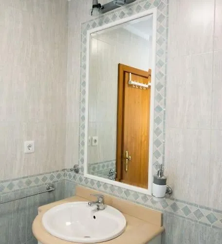 Paulo Guest By Rosado Caldas Da Rainha