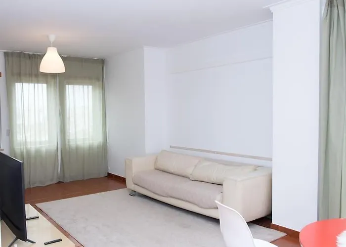 Paulo Guest By Rosado *